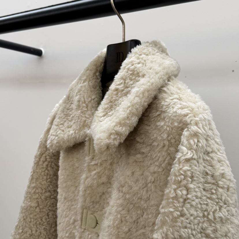 ID東大門㊣實拍女裝新款真品推薦人氣25秋冬短款大衣里外穿羊毛ID短款大衣