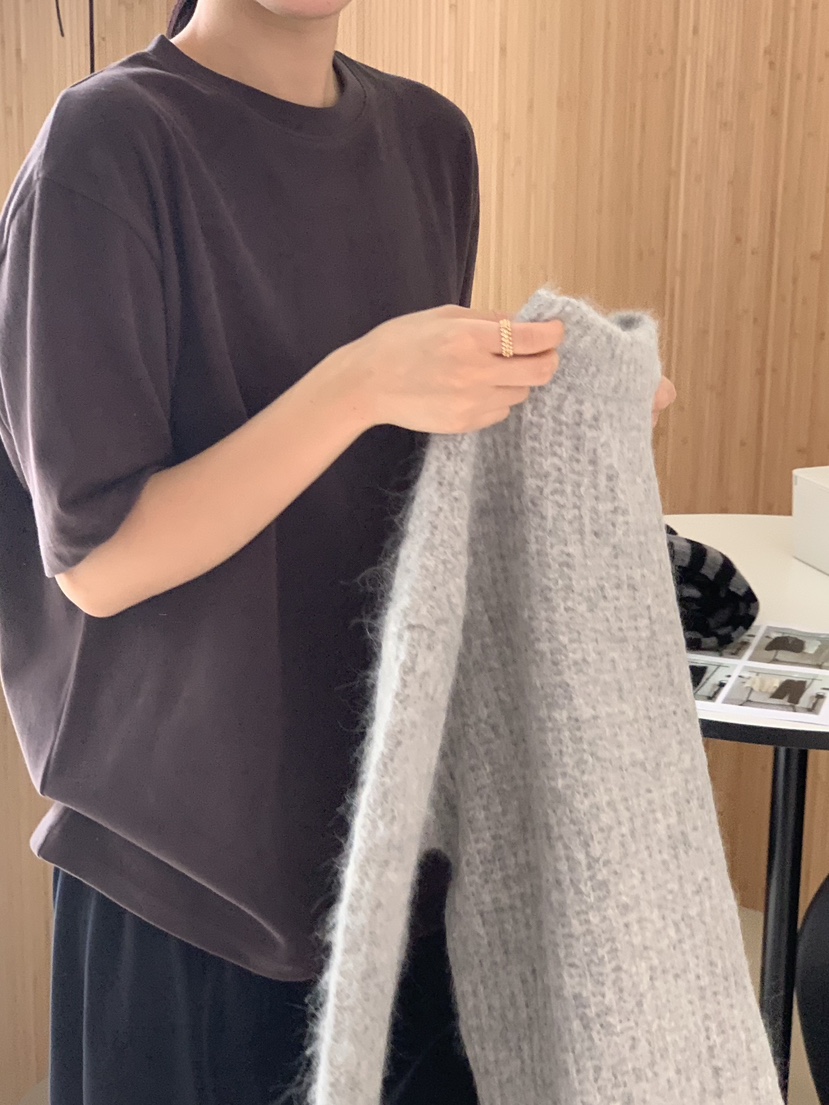 REGULARLY/PLACOR東大門㊣直郵女士新品職業25秋冬熱賣T恤REGULARLY/PLACORT恤