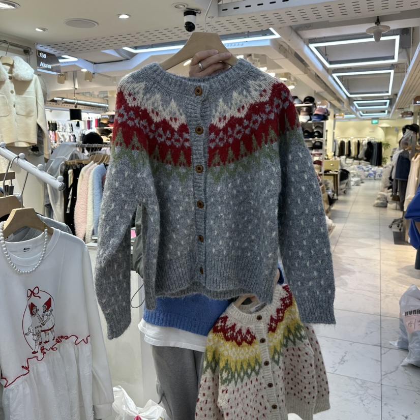 AKRA BY ART東大門㊣實拍女士新品時尚推薦真品人氣毛衣開衫AKRA BY ART毛衣圖色1