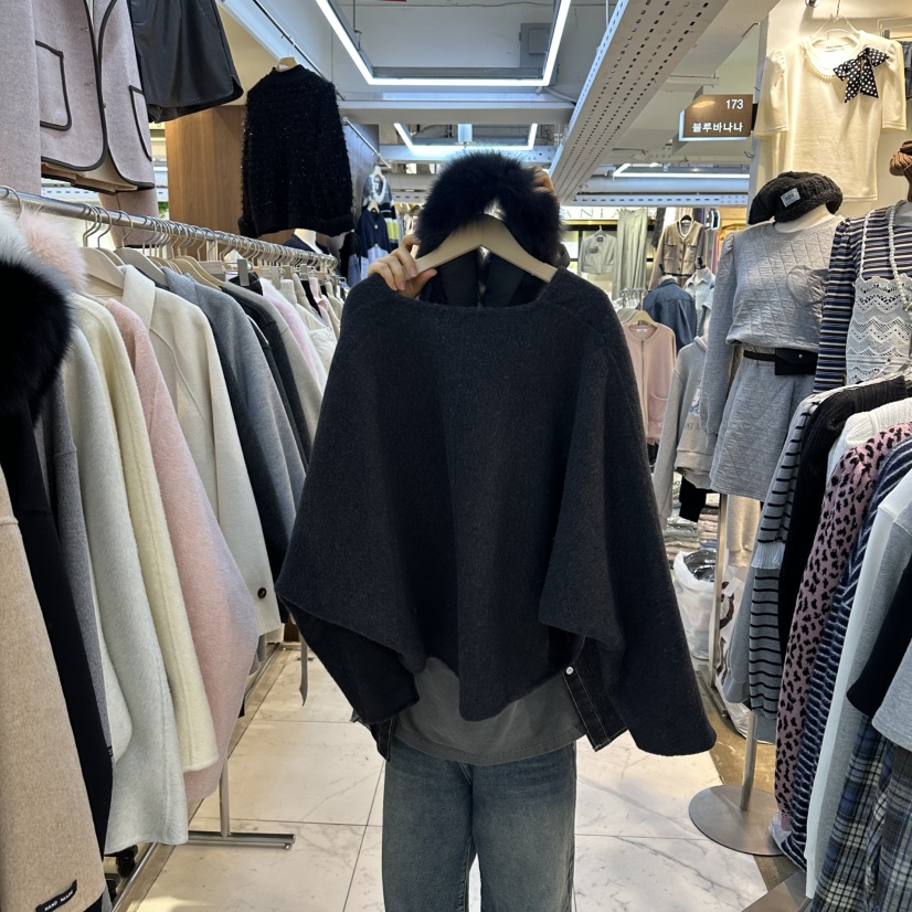 DREAM GIRIS東大門㊣直郵女士新款職業短款大衣含圍巾浣熊DREAM GIRIS/HOT PLACE_ISSUE短款大衣