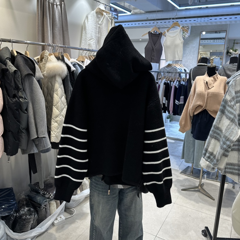 DREAM GIRIS東大門㊣實拍女裝新品職業人氣毛衣單排扣連帽衫DREAM GIRIS/HOT PLACE_ISSUE毛衣