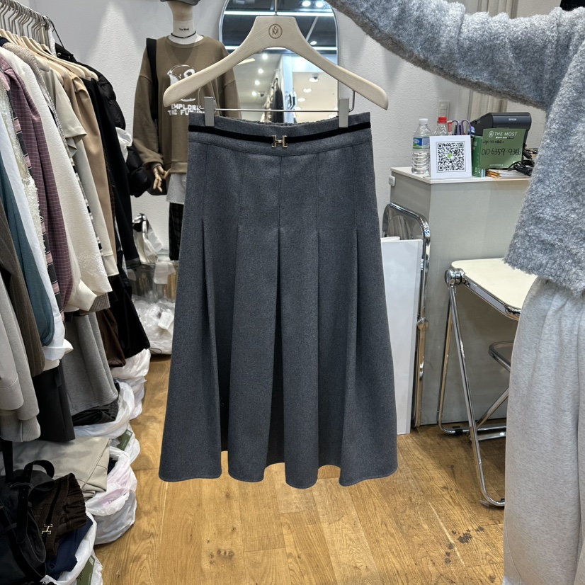 THE MOST-Q韓國直郵㊣女士新品休閑熱賣職業長裙羊毛腰帶THE MOST長裙圖色1墨色