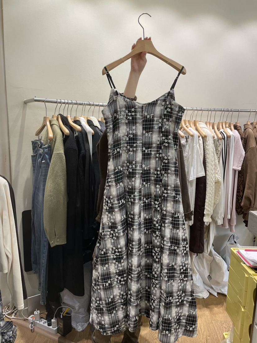 AUVERFIT韓國代購㊣女裝新品推薦熱賣人氣真品休閑時尚連衣裙AUVERFIT連衣裙