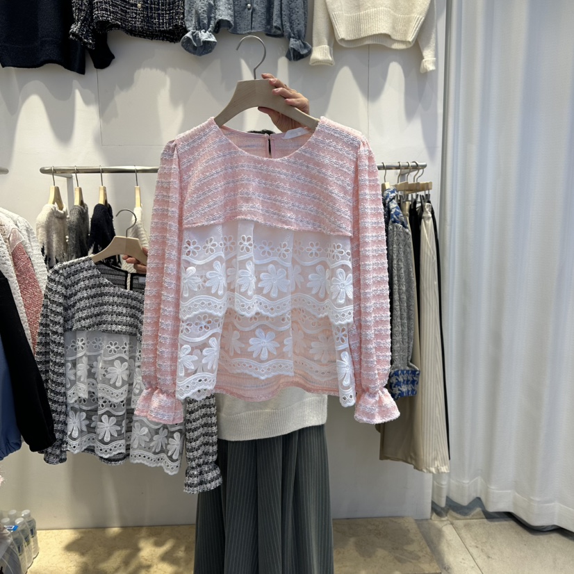 LADYBUG+ADORABLE韓國代購㊣女裝新品人氣25秋冬襯衫蕾絲衫LADYBUG/Adorable襯衫/蕾絲衫圖色2