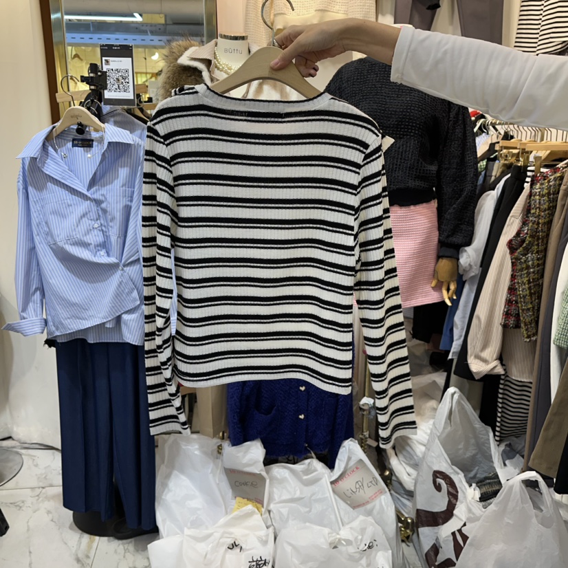 BUTTU韓國代購㊣女裝新品真品職業25秋冬推薦熱賣時尚長袖T恤10 O CLOCK/Buttu長袖T恤