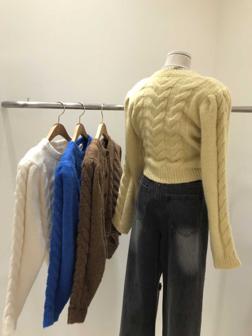 KC MARKET東大門㊣直郵女裝新款時尚人氣休閑25秋冬真品毛衣KC MARKET毛衣