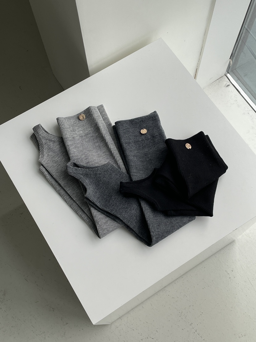 TREND SELLER/G東大門㊣代購女裝新款真品人氣推薦25秋冬襪子G/TREND SELLER襪子圖色1