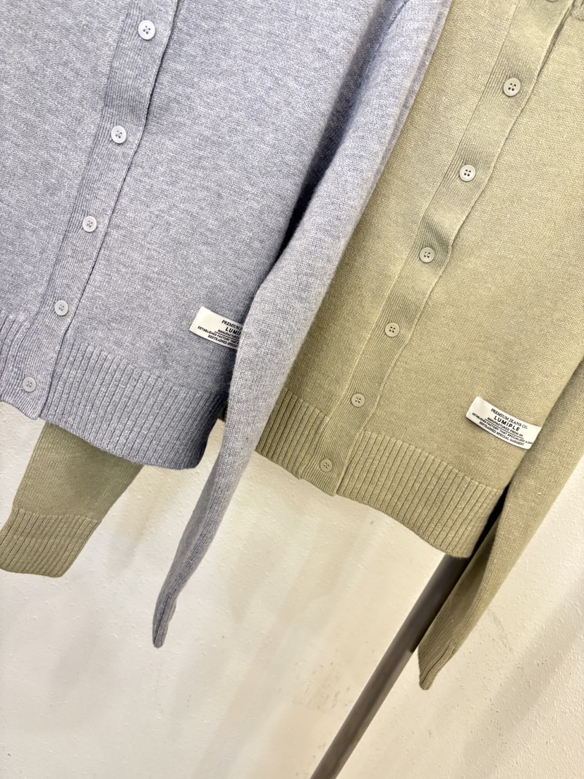 LUMIPLE韓國直郵㊣女裝新品推薦休閑真品人氣針織衫高領紐扣LUMIPLE針織衫