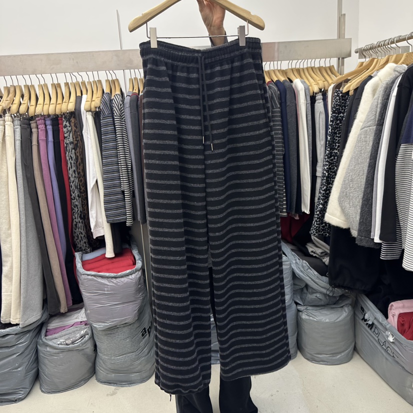 SPECIAL韓國代購㊣女士新品真品25秋冬時尚熱賣人氣休閑休閑褲SPECIAL休閑褲圖色2