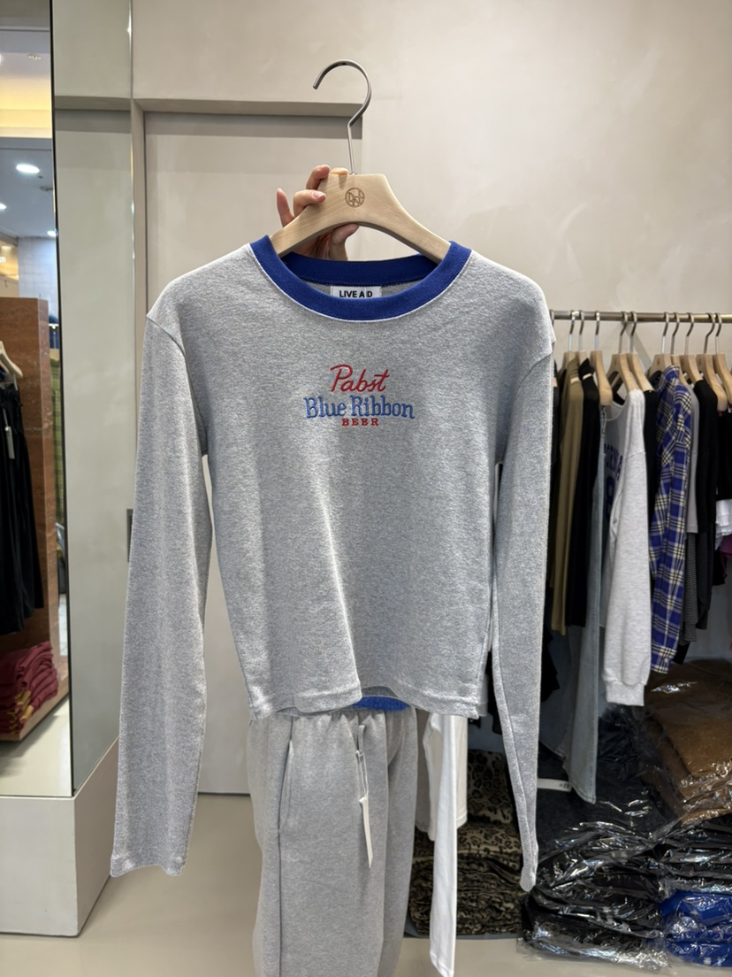 LIVE AID-P韓國代購㊣女士新款推薦真品人氣時尚職業熱賣T恤LIVE AID-PT恤圖色2