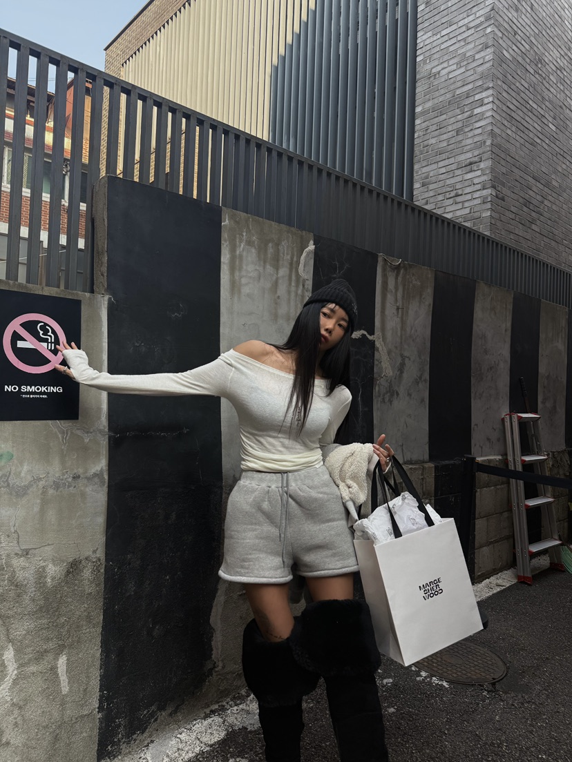 ABBEYLEE韓國代購㊣女士新品時尚25秋冬休閑職業人氣長袖T恤ABBEYLEE長袖T恤