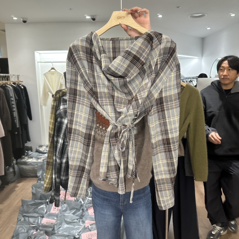 LEWIN韓國代購㊣女士新品熱賣職業人氣25秋冬真品襯衫蕾絲衫LEWIN襯衫/蕾絲衫圖色1