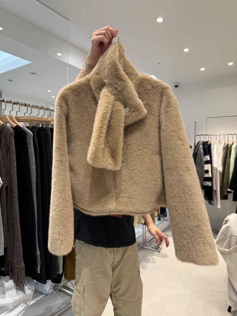 THE BRUNCH韓國直郵㊣女裝新款時尚休閑真品職業短款大衣貂皮THE BRUNCH短款大衣圖色1