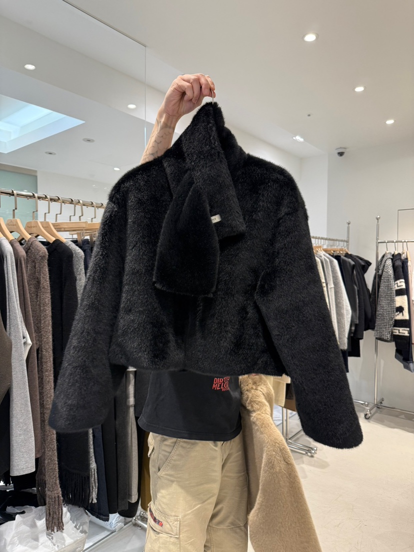 THE BRUNCH韓國直郵㊣女裝新款時尚休閑真品職業短款大衣貂皮THE BRUNCH短款大衣圖色2