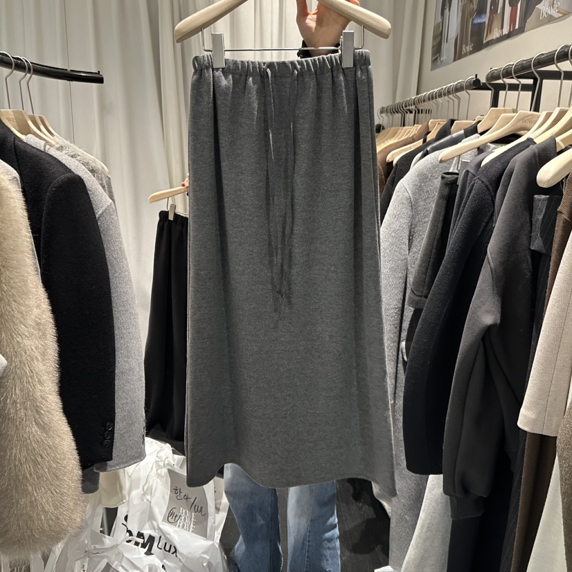 BOWIE韓國直郵㊣女裝新品熱賣職業休閑時尚真品推薦25秋冬長裙BOWIE長裙圖色2墨色