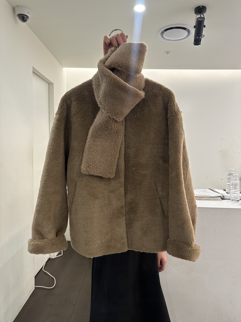 YOUR-P東大門㊣實拍女裝新品人氣熱賣推薦真品短款大衣含圍巾YOUR-P短款大衣圖色2