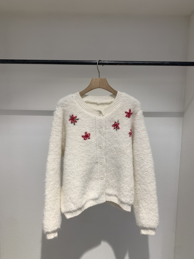 IR BIEN/BIENBIEN韓國代購㊣女士新款人氣熱賣毛衣花朵開衫IR BIEN/BIENBIEN毛衣圖色1