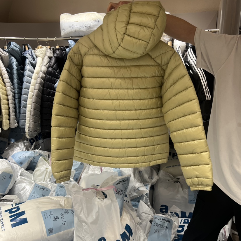 OUR ROOM東大門㊣直郵女裝新品時尚推薦熱賣休閑短款棉服棉Our Room/Our Wave短款棉服