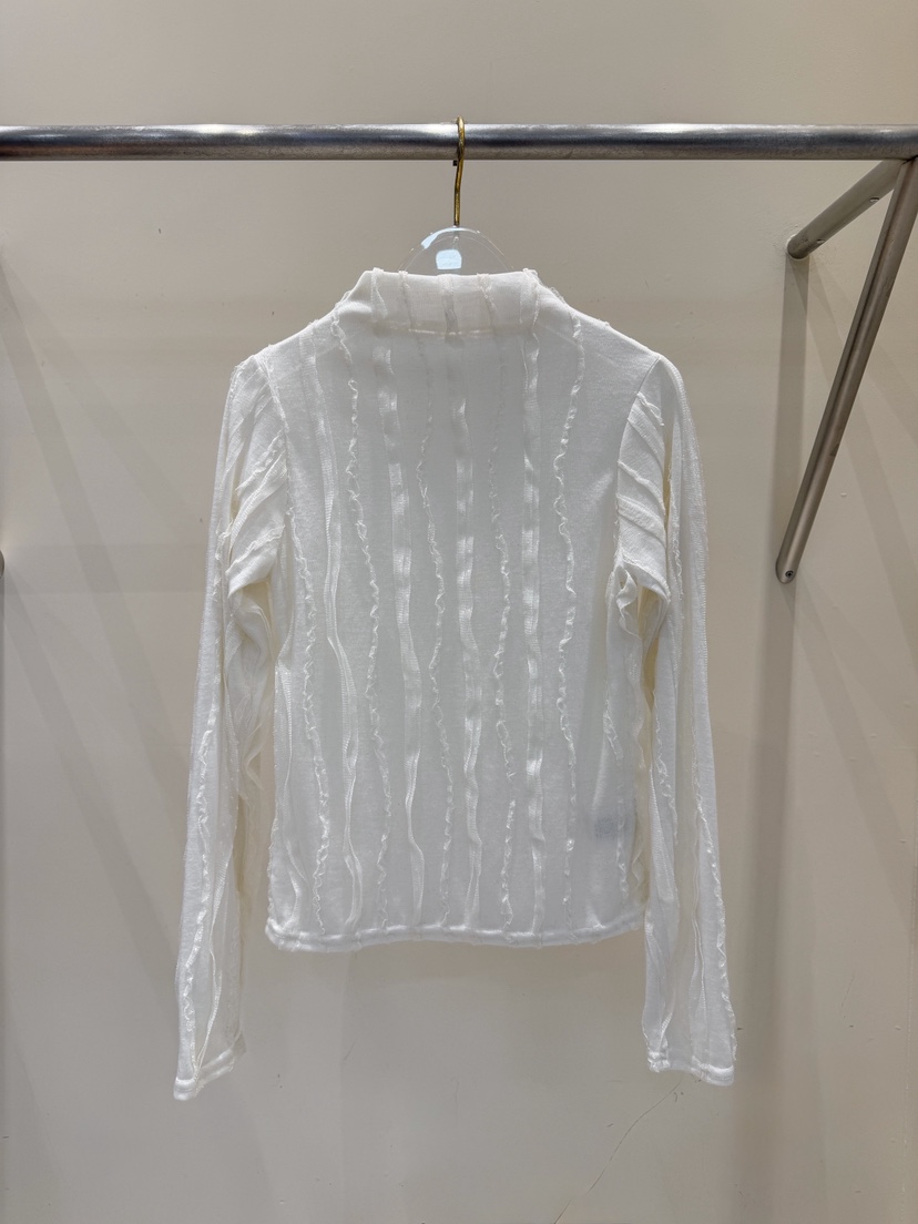 81 MARKET-L韓國代購㊣女裝新品職業人氣25秋冬真品長袖T恤81 MARKET-L長袖T恤