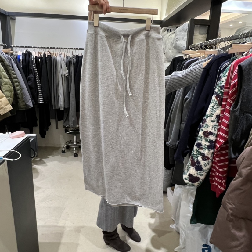 SELF SERVICE東大門㊣直郵女裝新品職業熱賣長裙馬海毛加絨SELF SERVICE長裙圖色2