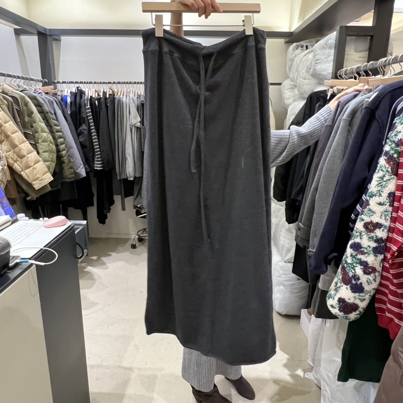 SELF SERVICE東大門㊣直郵女裝新品職業熱賣長裙馬海毛加絨SELF SERVICE長裙圖色3