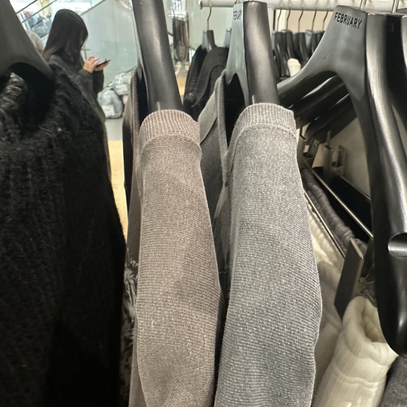 FEBRUARY 11東大門㊣代購女裝新品推薦人氣休閑25秋冬衛衣FEBRUARY 11衛衣