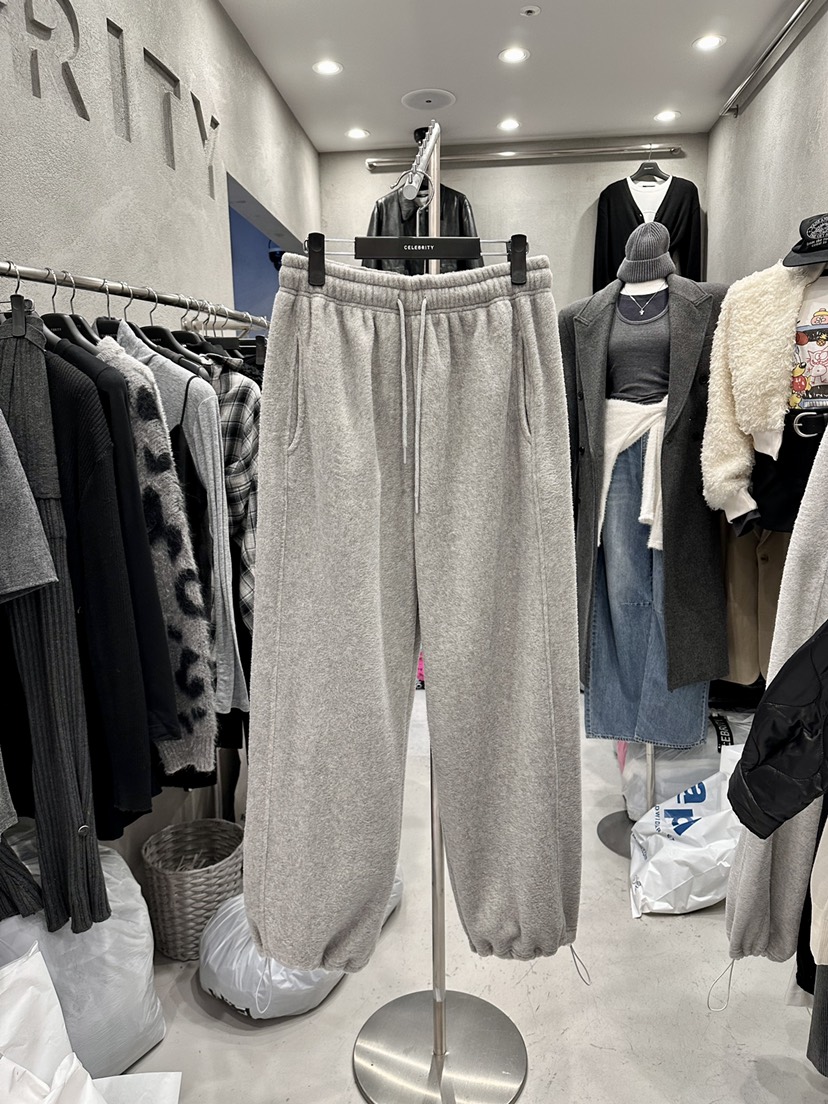 CELEBRITY-A東大門㊣代購女裝新品時尚人氣職業休閑休閑褲CELEBRITY-A休閑褲圖色2