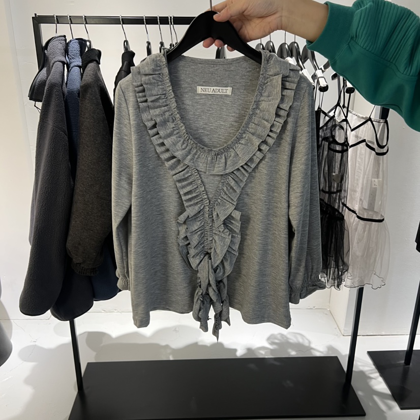 NEU ADULT東大門㊣代購女士新品真品人氣長袖T恤荷葉邊圓領NEU ADULT長袖T恤圖色1