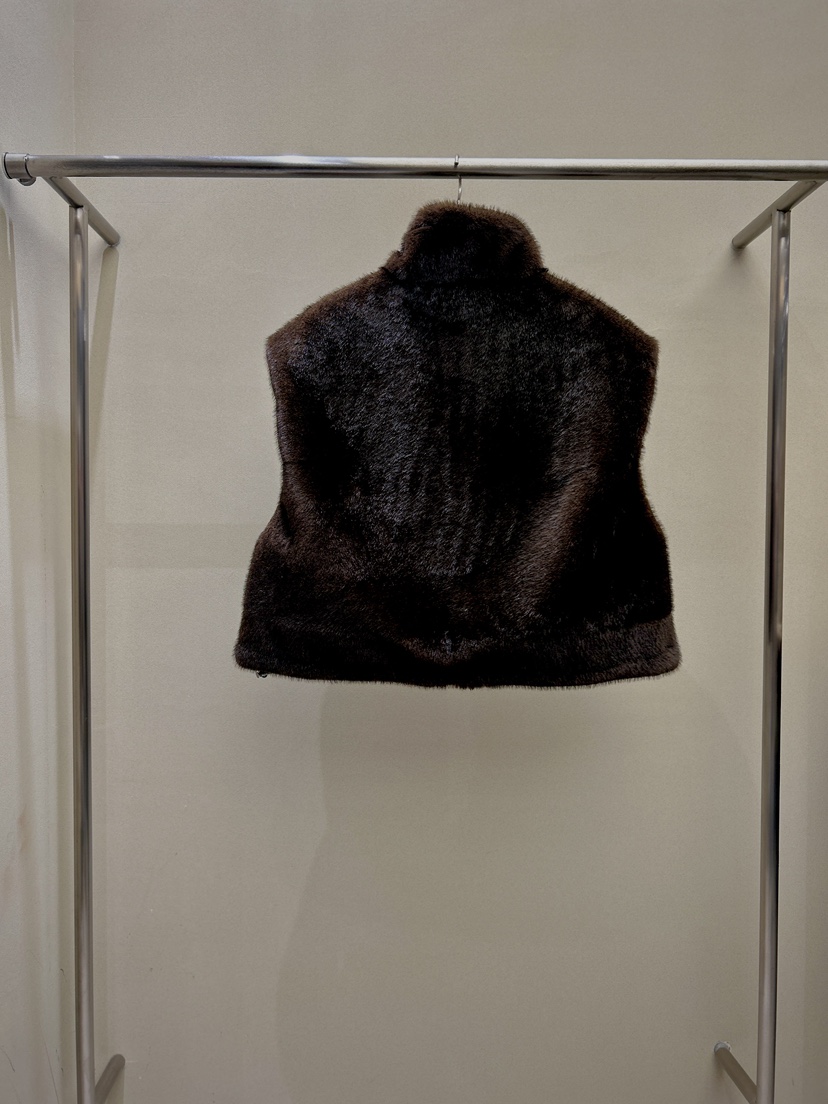 LATTE-P東大門㊣代購女裝新款職業熱賣真品25秋冬馬甲毛皮雙面LATTE-P馬甲