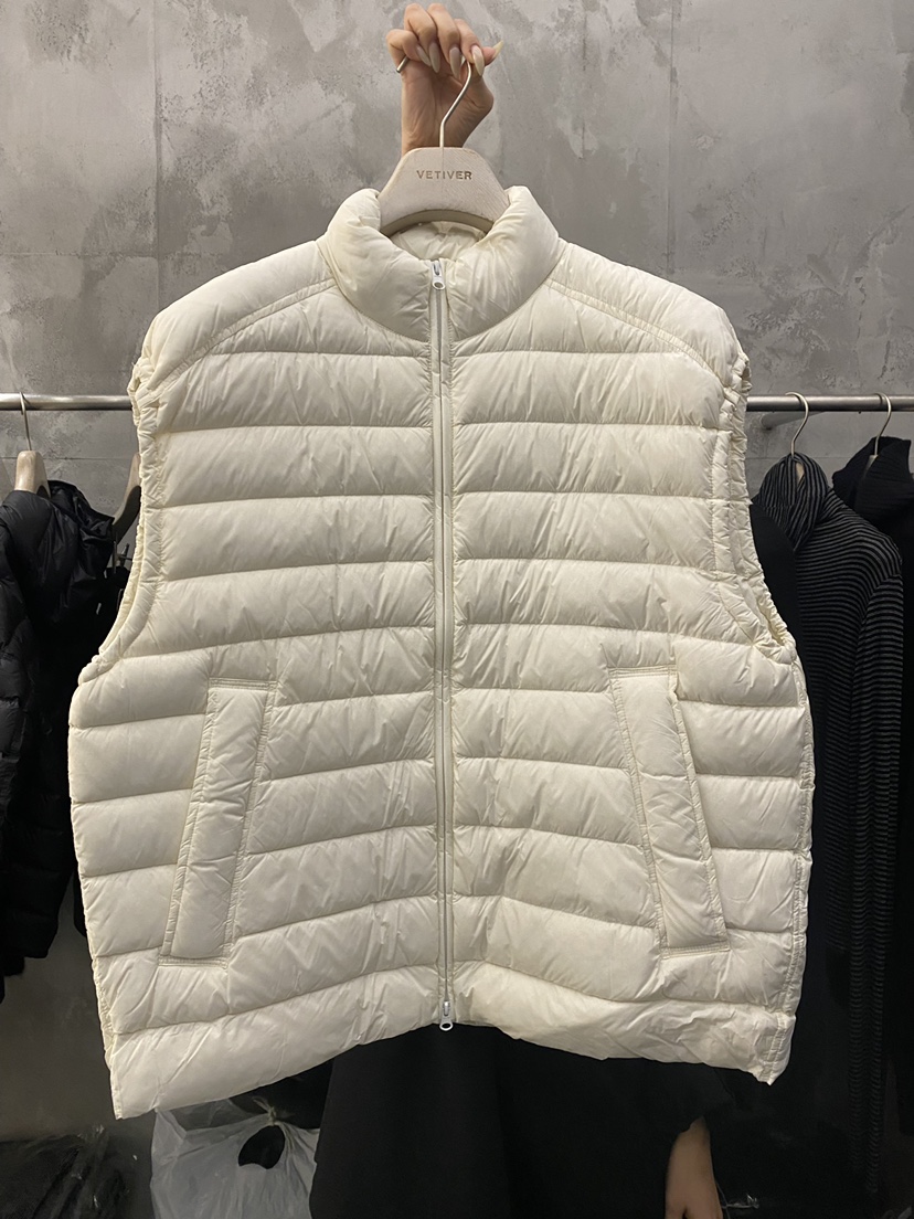THE VETIVER-A韓國代購㊣女裝新款真品25秋冬休閑人氣馬甲VETIVER馬甲圖色2白色