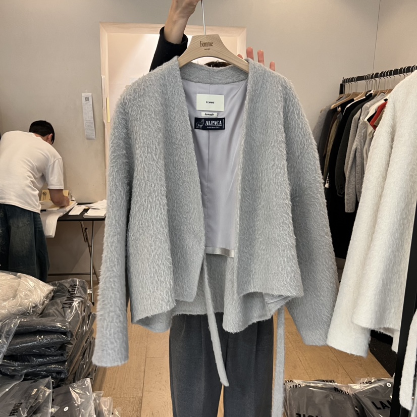 LA MAGIE FEMME韓國代購㊣女裝新品熱賣休閑真品短款大衣Lamagie Femme短款大衣圖色2