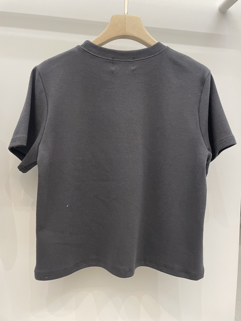 NYLON韓國直郵㊣女士新品休閑推薦人氣真品25秋冬職業時尚T恤NYLONT恤