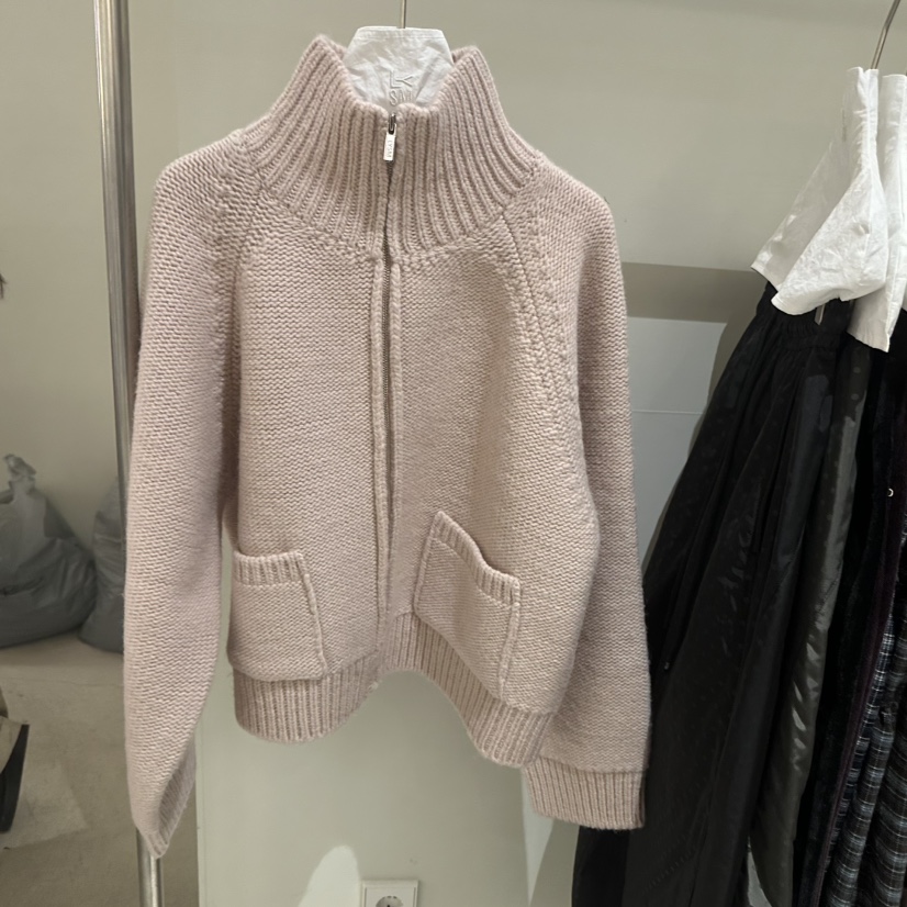 LOVE YOU SO MUCH/MORE THAN YESTERDAY東大門㊣代購女士新款25秋冬針織衫LYSM/MORE THAN YESTERDAY針織衫圖色2