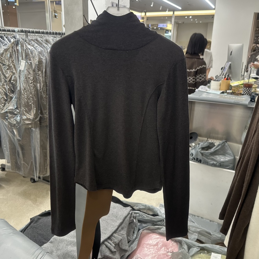 HELVETICA東大門㊣直郵女裝新品職業熱賣長袖T恤連帽衫高領HELVETICA長袖T恤圖色3墨色