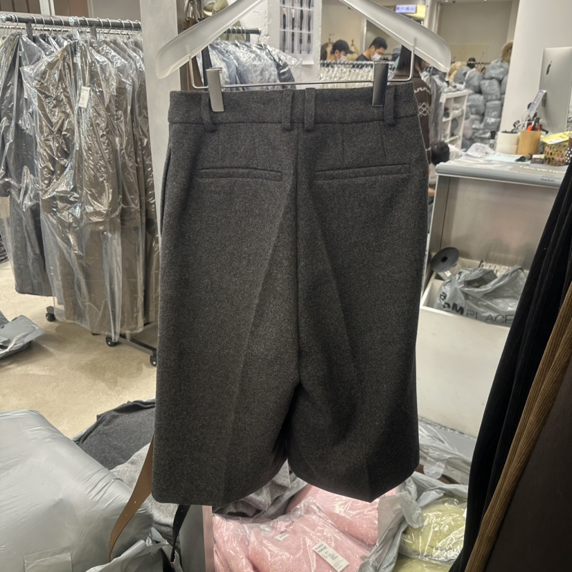 HELVETICA韓國直郵㊣女裝新款時尚職業真品人氣熱賣推薦短褲HELVETICA短褲