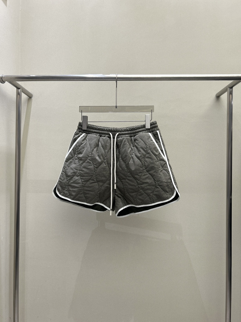 LATTE-P韓國代購㊣女士新款25秋冬推薦時尚人氣熱賣短褲絎縫LATTE-P短褲圖色1