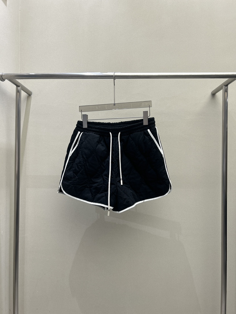 LATTE-P韓國代購㊣女士新款25秋冬推薦時尚人氣熱賣短褲絎縫LATTE-P短褲圖色2