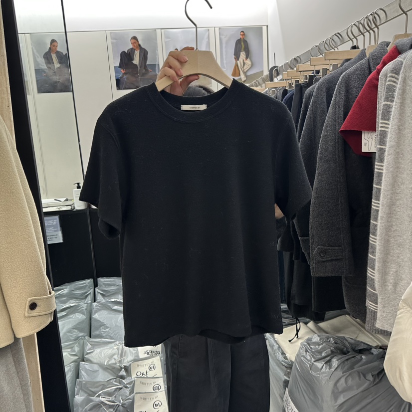 WRITTEN BY韓國直郵㊣女士新款25秋冬時尚熱賣推薦職業T恤WRITTEN BYT恤圖色2