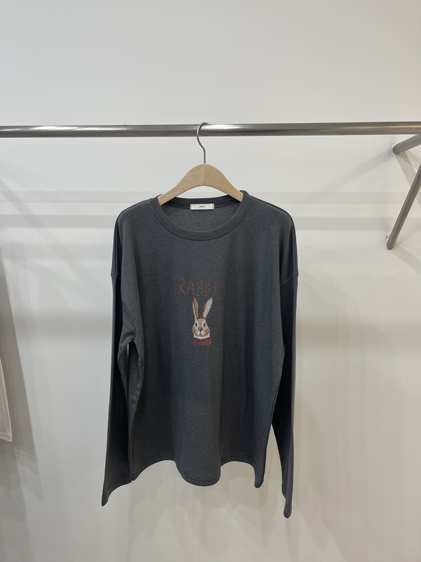 FIFTY東大門㊣直郵女裝新品熱賣職業25秋冬人氣長袖T恤兔子FIFTY長袖T恤圖色2