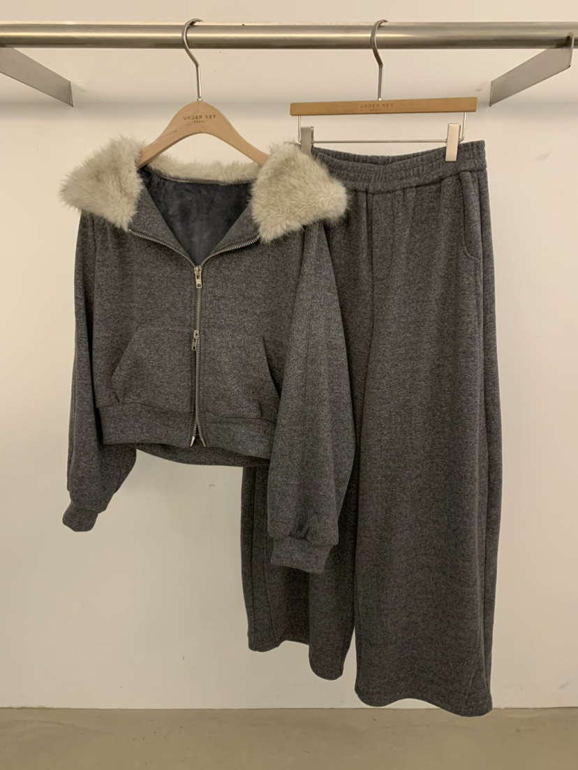 UNDER KEY韓國代購㊣女士新品推薦人氣熱賣休閑套裝毛絨連帽UNDER KEY套裝圖色1灰色