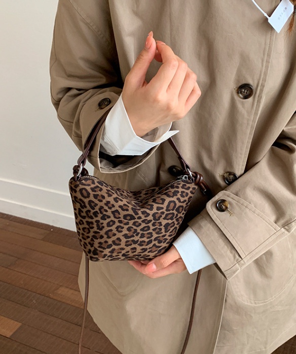 POSH BLUE韓國直郵㊣女裝新款推薦職業真品單肩斜跨包豹紋POSH BLUE單肩/斜跨包