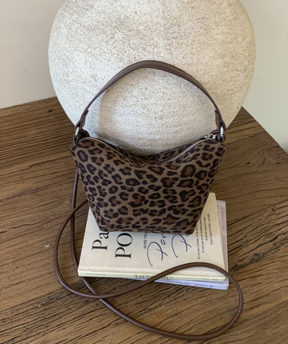 POSH BLUE韓國直郵㊣女裝新款推薦職業真品單肩斜跨包豹紋POSH BLUE單肩/斜跨包圖色3
