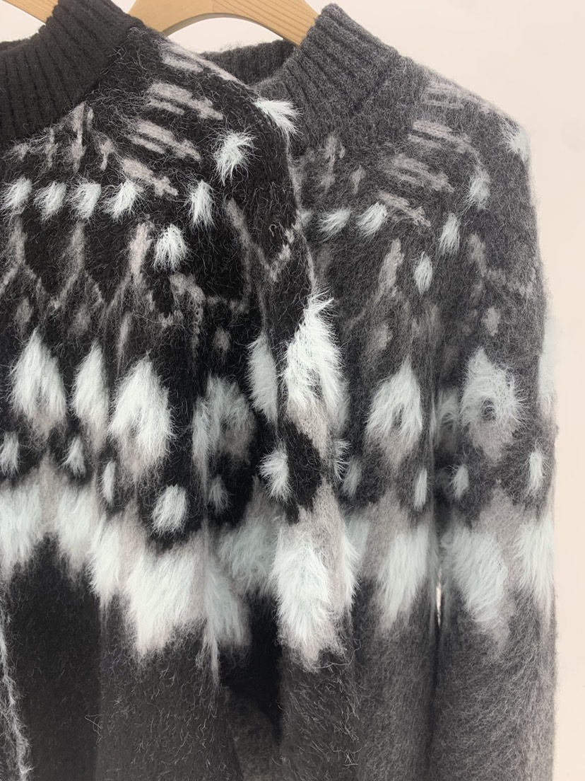 KSUBI東大門㊣實拍女士新品推薦熱賣時尚真品針織衫馬海毛拉鏈KSUBI針織衫