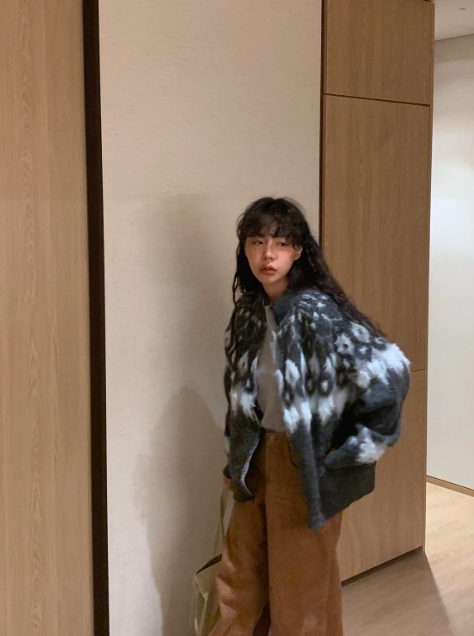 KSUBI東大門㊣實拍女士新品推薦熱賣時尚真品針織衫馬海毛拉鏈KSUBI針織衫圖色2