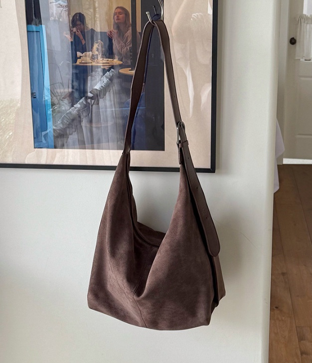 POSH BLUE韓國代購㊣女裝新款25秋冬推薦熱賣單肩斜跨包麂皮POSH BLUE單肩/斜跨包圖色2