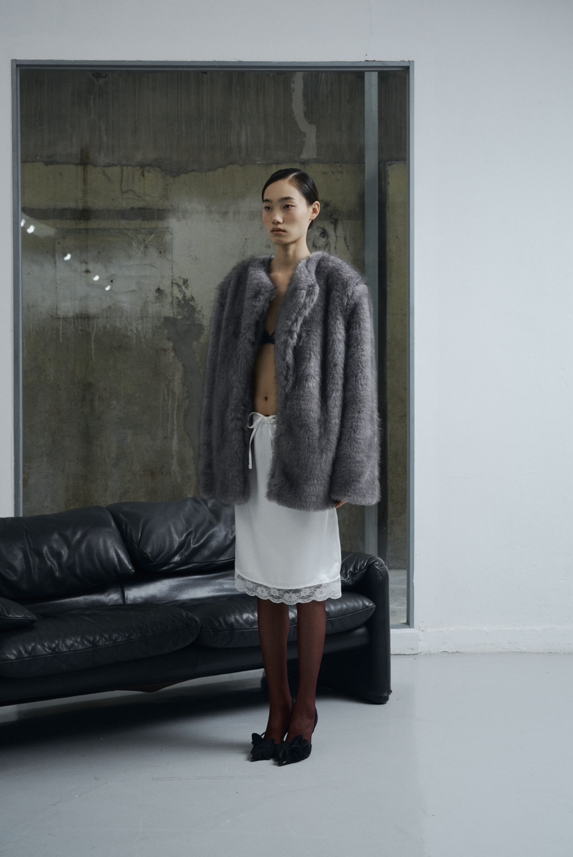 NEAR LEAP-P韓國直郵㊣女裝新款人氣休閑職業推薦短款大衣絨NEAR LEAP短款大衣圖色1