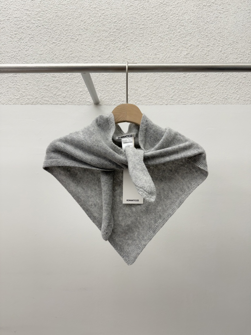 ROMANTICIZE東大門㊣代購女裝新品職業25秋冬推薦人氣圍巾披肩ROMANTICIZE圍巾/披肩圖色2