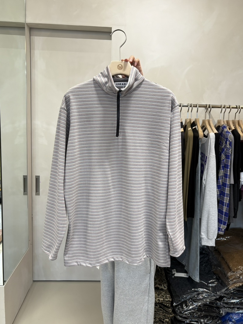 LIVE AID-P東大門㊣代購女裝新品休閑人氣時尚長袖T恤拉鏈LIVE AID-P長袖T恤圖色1