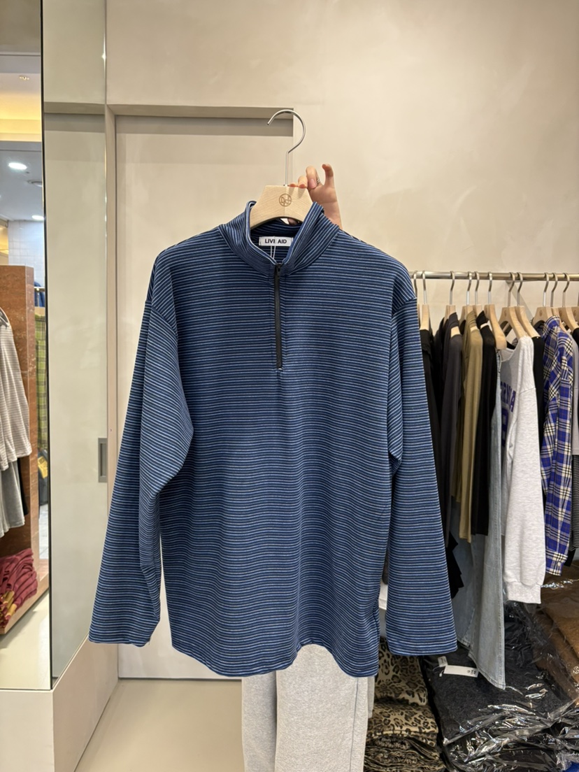 LIVE AID-P東大門㊣代購女裝新品休閑人氣時尚長袖T恤拉鏈LIVE AID-P長袖T恤圖色2