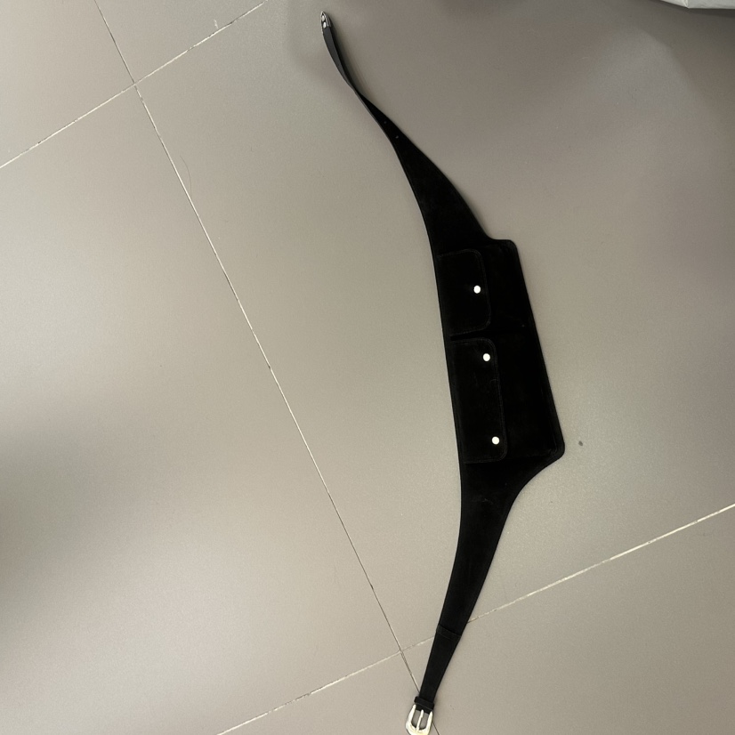 HELVETICA東大門㊣代購女裝新品真品時尚人氣職業25秋冬腰包HELVETICA腰包圖色2